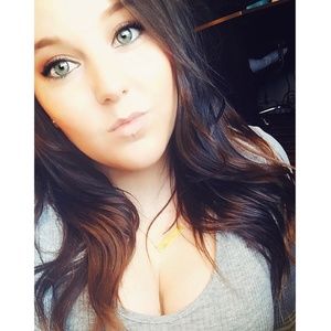 Meet your Posher, Tori